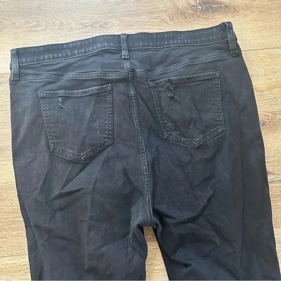 Torrid Premium Black Distressed Skinny Jeans Size 16 - Picture 9 of 10